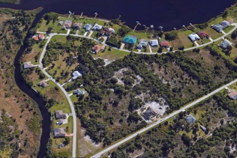 Land in Punta Gorda, Florida № 2196100 - photo 4