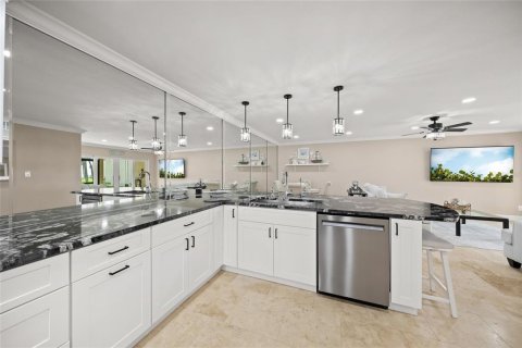 Condominio en venta en Sarasota, Florida, 2 dormitorios, 111.48 m2 № 2318769 - foto 14