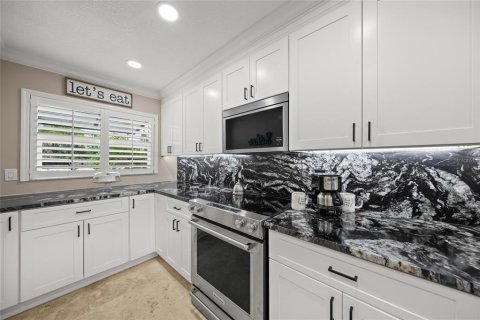 Condominio en venta en Sarasota, Florida, 2 dormitorios, 111.48 m2 № 2318769 - foto 20