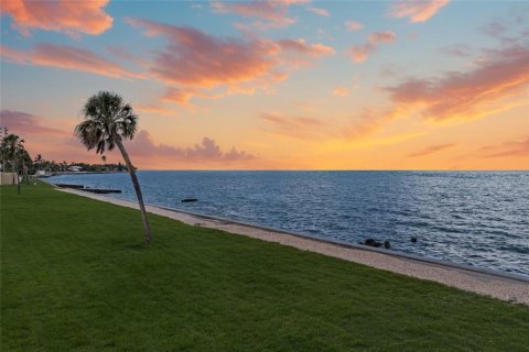 Condominio en venta en Sarasota, Florida, 2 dormitorios, 111.48 m2 № 2318769 - foto 30