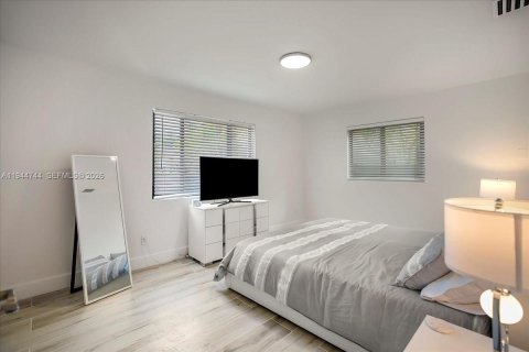 Купить виллу или дом в Майами, Флорида 3 спальни, 110.74м2, № 2152833 - фото 19