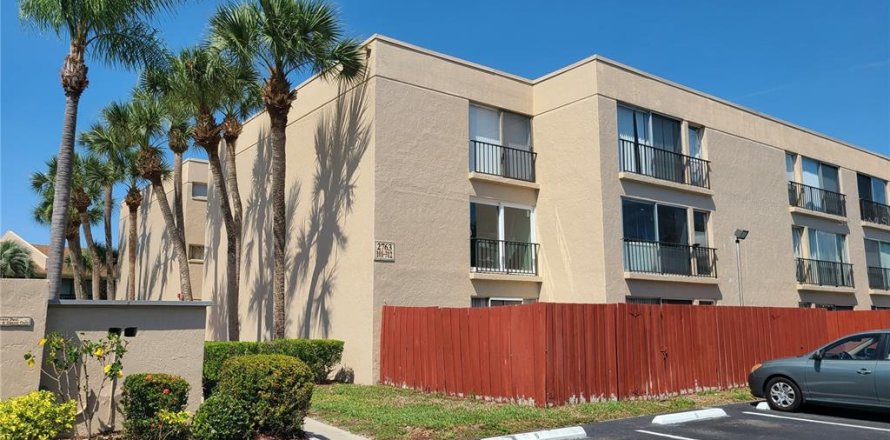 Condo in Sarasota, Florida, 1 bedroom № 2213896