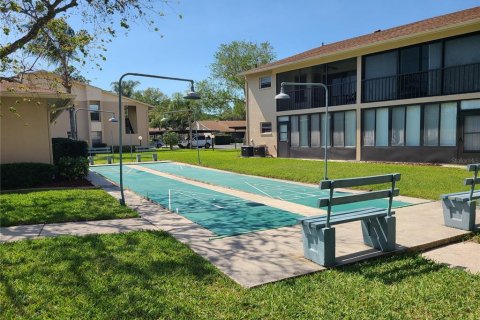 Condo in Sarasota, Florida, 1 bedroom № 2213896 - photo 14