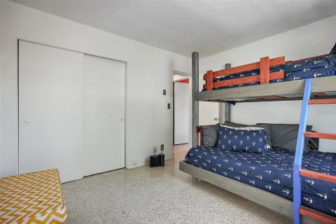 Купить кондоминиум в Сент-Пит-Бич, Флорида 4 комнаты, 77.57м2, № 1622163 - фото 12