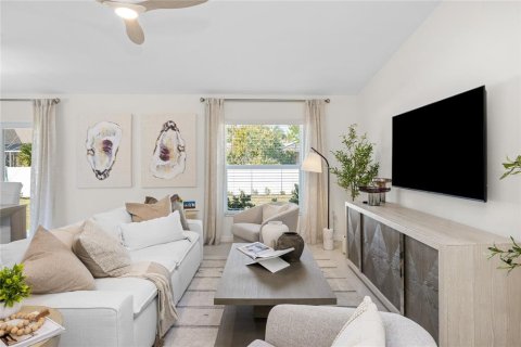 Villa ou maison à vendre à North Port, Floride: 4 chambres, 169.45 m2 № 2415186 - photo 7