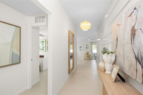 Villa ou maison à vendre à North Port, Floride: 4 chambres, 169.45 m2 № 2415186 - photo 12