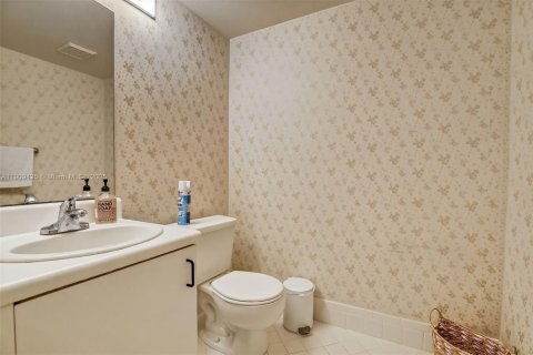 Copropriété à vendre à Pembroke Pines, Floride: 1 chambre, 87.33 m2 № 1970341 - photo 25