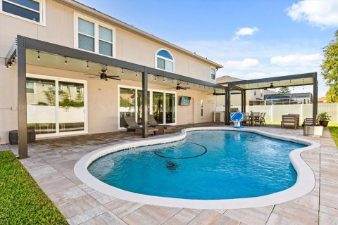 Casa en venta en Oviedo, Florida, 5 dormitorios, 314.01 m2 № 1885985 - foto 3