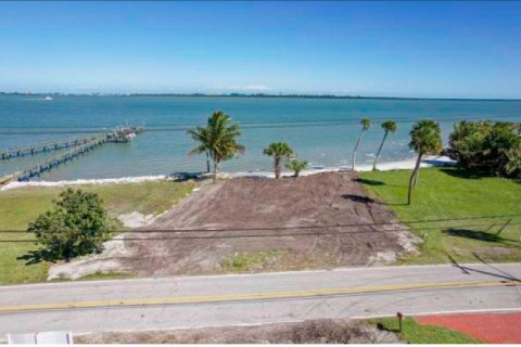 Villa ou maison à vendre à St. Lucie, Floride: 3 pièces, 325.16 m2 № 2089595 - photo 2