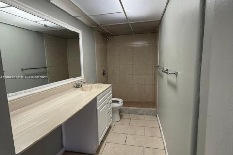 Condominio en alquiler en Lauderhill, Florida, 3 dormitorios, 111.02 m2 № 1945916 - foto 9