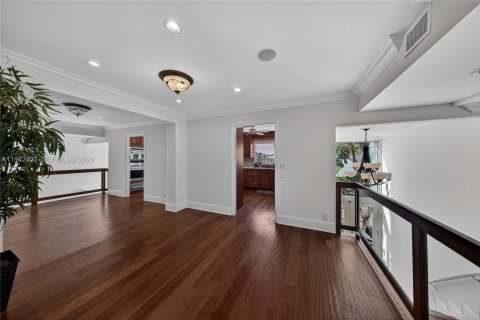 Adosado en venta en Hillsboro Beach, Florida, 6 dormitorios, 870.31 m2 № 2004938 - foto 9