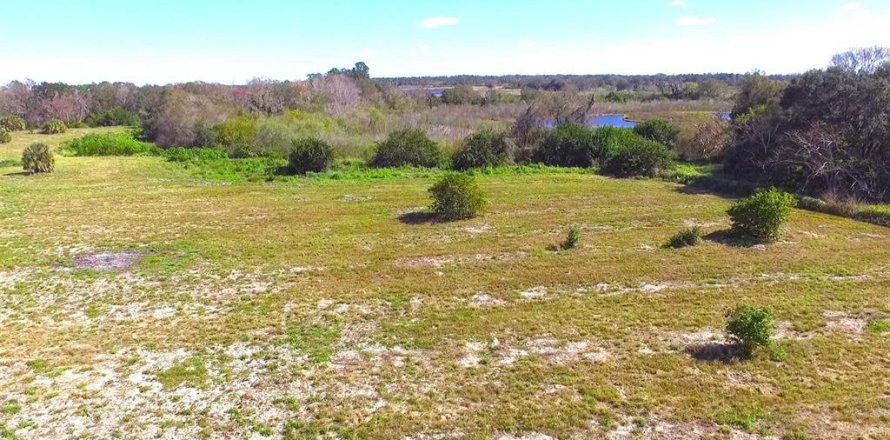 Terreno en Mulberry, Florida № 1156070