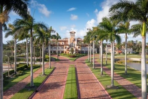 Casa en venta en Port St. Lucie, Florida, 3 dormitorios, 267.56 m2 № 2268323 - foto 12