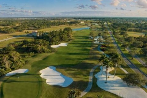 Casa en venta en Port St. Lucie, Florida, 3 dormitorios, 267.56 m2 № 2268323 - foto 30