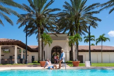 Casa en venta en Port St. Lucie, Florida, 3 dormitorios, 267.56 m2 № 2268323 - foto 13