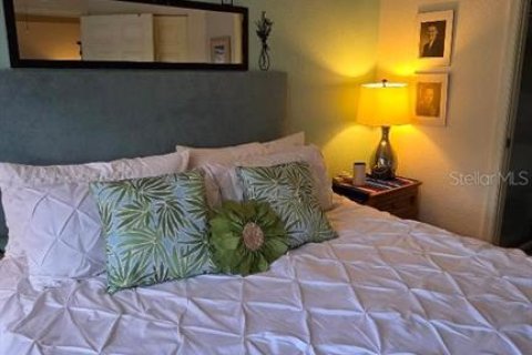 Copropriété à vendre à Port Charlotte, Floride: 2 chambres, 92.53 m2 № 2368910 - photo 5