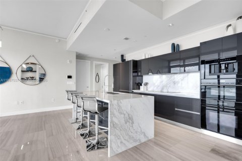 Copropriété à louer à Miami, Floride: 2 chambres, 132.01 m2 № 2060847 - photo 23