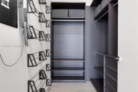 Copropriété à louer à Miami, Floride: 2 chambres, 132.01 m2 № 2060847 - photo 22