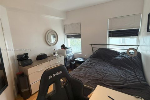 Condo in Miami Beach, Florida, 1 bedroom  № 1929483 - photo 5