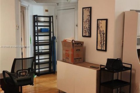 Снять в аренду кондоминиум в Майами-Бич, Флорида 1 спальня, 41.34м2, № 1929483 - фото 18