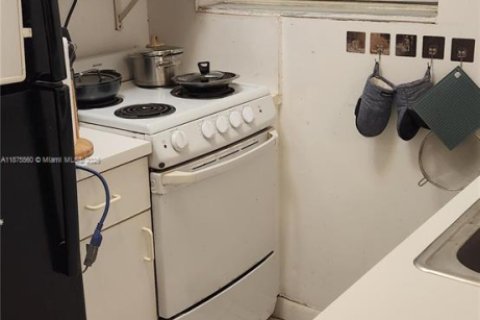 Снять в аренду кондоминиум в Майами-Бич, Флорида 1 спальня, 41.34м2, № 1929483 - фото 20