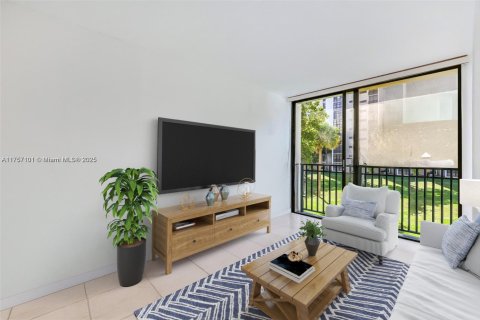 Condominio en venta en Sunny Isles Beach, Florida, 1 dormitorio, 59.46 m2 № 1868144 - foto 4