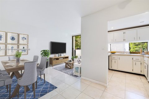 Condominio en venta en Sunny Isles Beach, Florida, 1 dormitorio, 59.46 m2 № 1868144 - foto 3