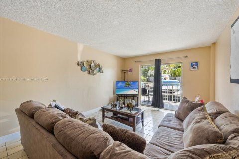 Condominio en venta en North Miami Beach, Florida, 2 dormitorios, 94.02 m2 № 1463891 - foto 6