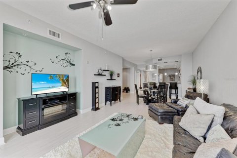Copropriété à louer à Palmetto, Floride: 2 chambres, 157.56 m2 № 2108404 - photo 5