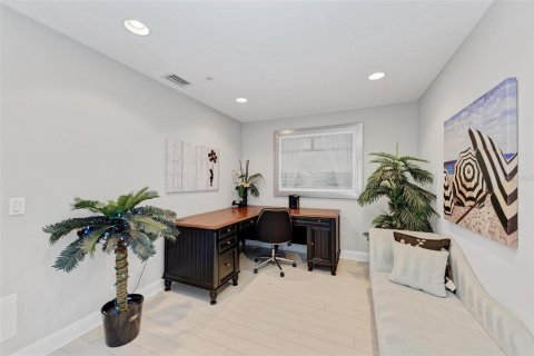 Copropriété à louer à Palmetto, Floride: 2 chambres, 157.56 m2 № 2108404 - photo 12