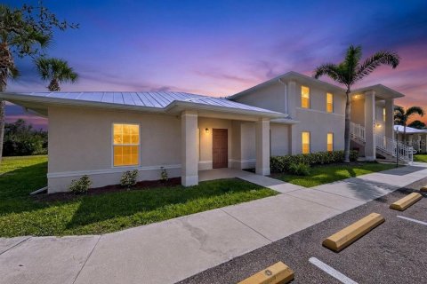 Copropriété à louer à Punta Gorda, Floride: 3 chambres, 120.77 m2 № 2434933 - photo 12