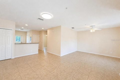Copropriété à louer à Punta Gorda, Floride: 3 chambres, 120.77 m2 № 2434933 - photo 2