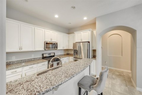 House in Melbourne, Florida 3 bedrooms, 189.89 sq.m. № 2296774 - photo 5