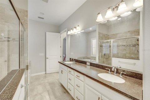 House in Melbourne, Florida 3 bedrooms, 189.89 sq.m. № 2296774 - photo 22