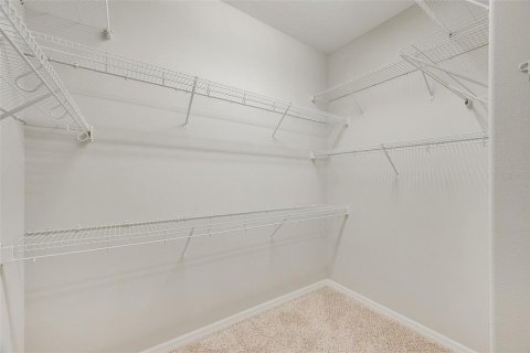 House in Melbourne, Florida 3 bedrooms, 189.89 sq.m. № 2296774 - photo 23