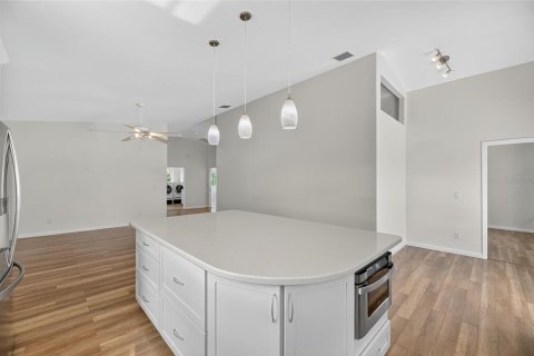 Casa en venta en Redington Shores, Florida, 3 dormitorios, 168.9 m2 № 1917283 - foto 19