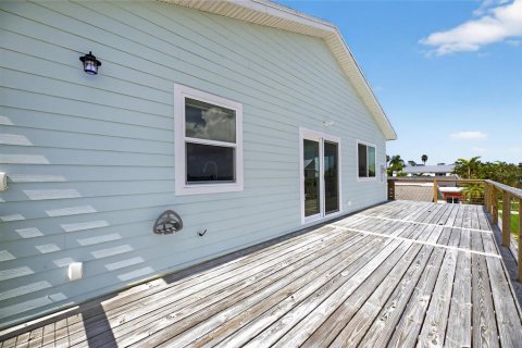 Casa en venta en Redington Shores, Florida, 3 dormitorios, 168.9 m2 № 1917283 - foto 29