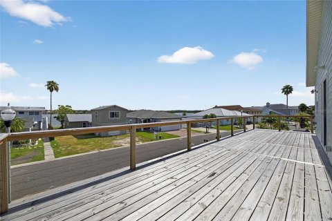 Casa en venta en Redington Shores, Florida, 3 dormitorios, 168.9 m2 № 1917283 - foto 28