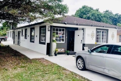 Villa ou maison à Miami, Floride 2 chambres, 99.41 m2 № 2028117