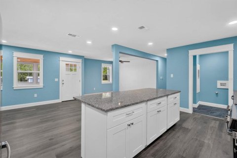 House in Ormond Beach, Florida 2 bedrooms, 97.55 sq.m. № 2220868 - photo 6