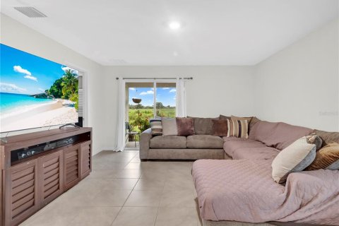 Casa en alquiler en Wimauma, Florida, 3 dormitorios, 140.84 m2 № 1908313 - foto 15