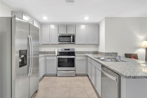 Casa en alquiler en Wimauma, Florida, 3 dormitorios, 140.84 m2 № 1908313 - foto 9