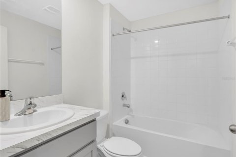 Casa en alquiler en Wimauma, Florida, 3 dormitorios, 140.84 m2 № 1908313 - foto 14