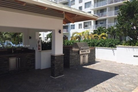 Copropriété à louer à Aventura, Floride: 2 chambres, 113.34 m2 № 1976977 - photo 16