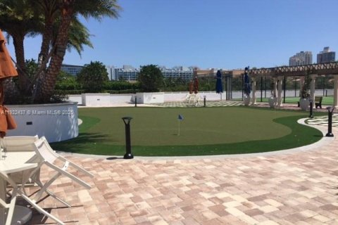 Copropriété à louer à Aventura, Floride: 2 chambres, 113.34 m2 № 1976977 - photo 18