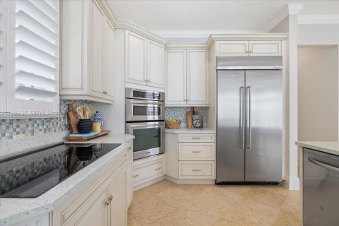 House in St. Lucie, Florida 3 bedrooms, 218.41 sq.m. № 2048869 - photo 9