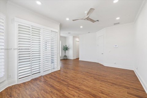 House in St. Lucie, Florida 3 bedrooms, 218.41 sq.m. № 2048869 - photo 30