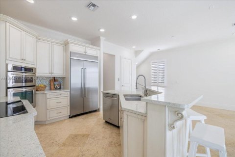 House in St. Lucie, Florida 3 bedrooms, 218.41 sq.m. № 2048869 - photo 8