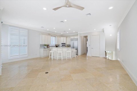 House in St. Lucie, Florida 3 bedrooms, 218.41 sq.m. № 2048869 - photo 16