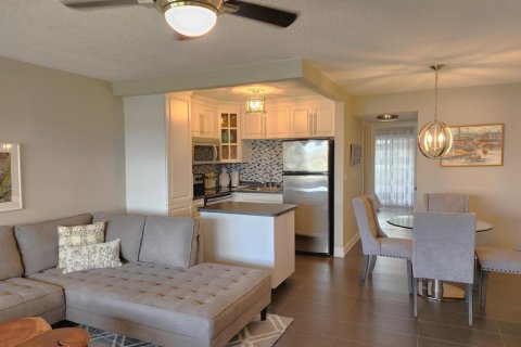 Condo à West Palm Beach, Floride, 1 chambre  № 2178656